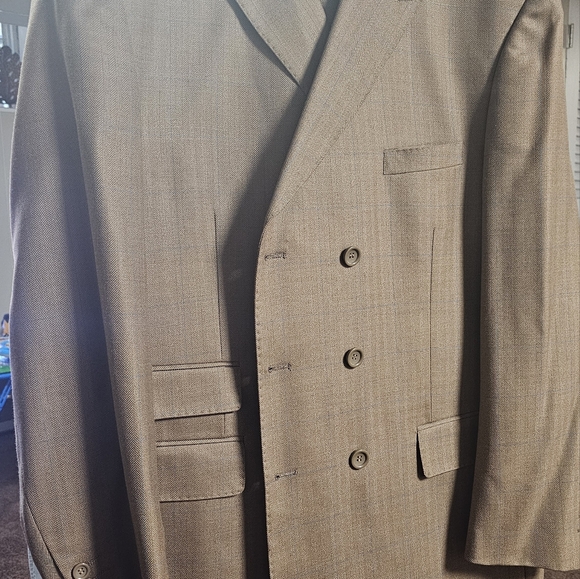 3pc dbl breasted tan herringbone with a hint of blue pants are 31in inseam - Picture 5 of 10